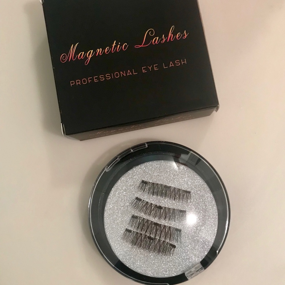 Magnetic Lashes - Three Strip, brand new